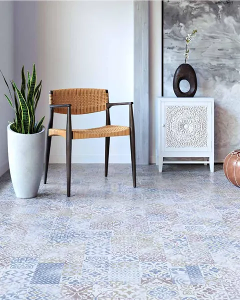 moroccan pattern accent chair vertical small 480x600